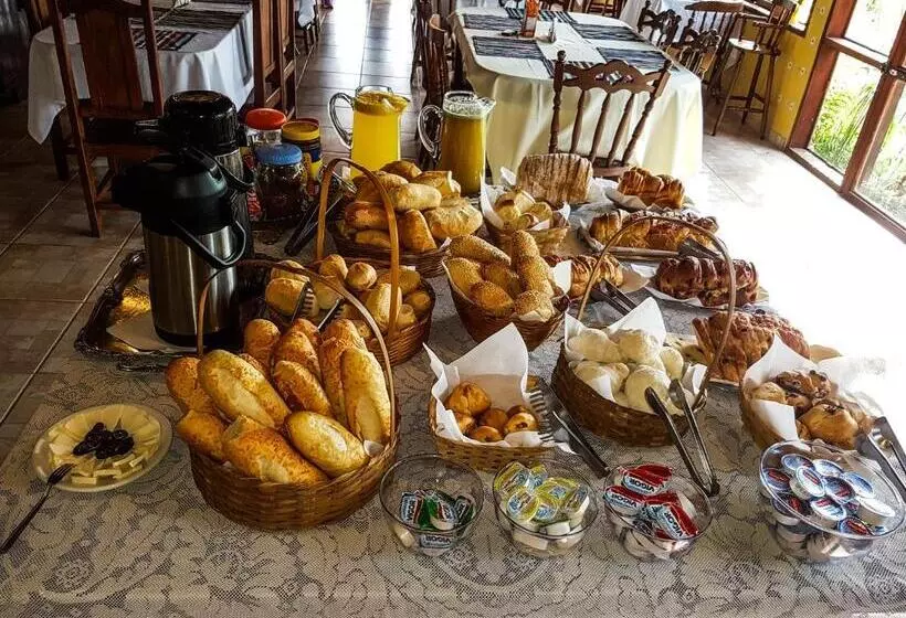 ペンション Pousada Monte Verde