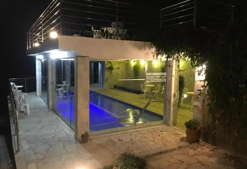 ペンション Pousada Monte Verde