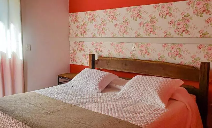 ペンション Pousada Monte Verde