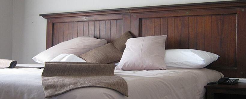 پانسیون Senthaga Guest House And Safaris