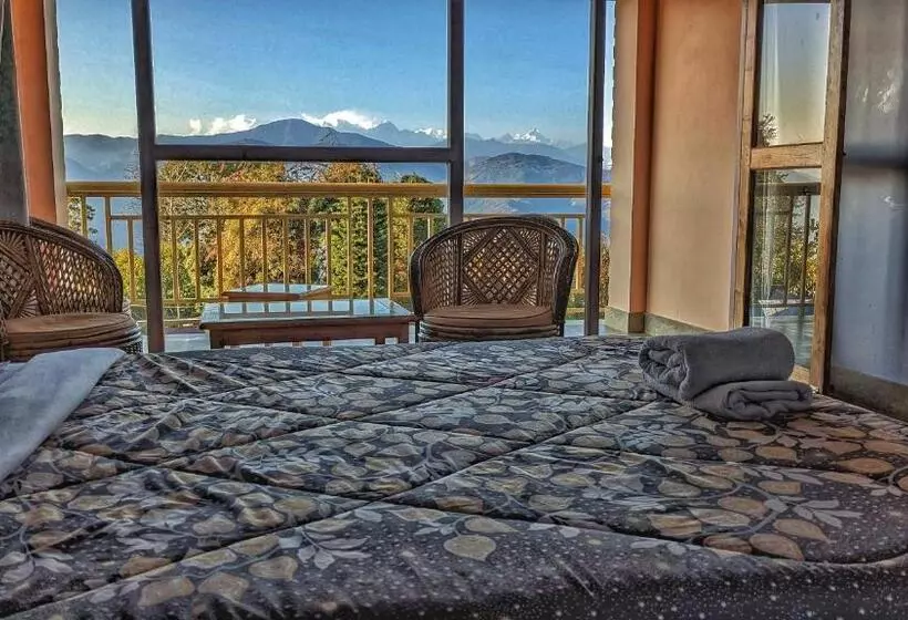 ペンション Shikher