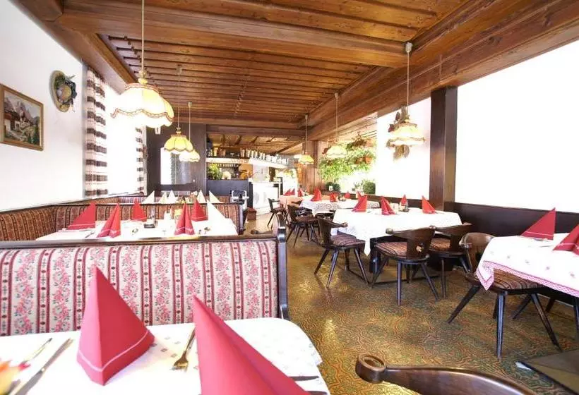 Retkeilymaja Gasthof Zur Post