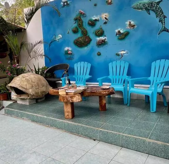 Nelyza S Suites & Adventure