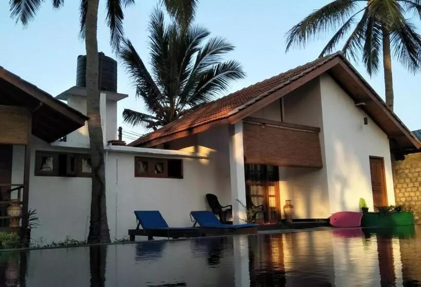 پانسیون Bella Nilaveli Beach