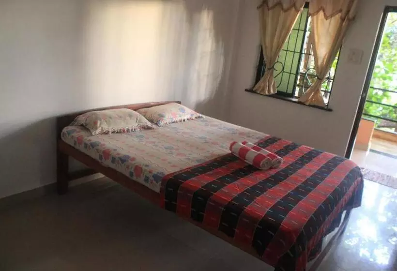 ペンション Cactus Guesthouse