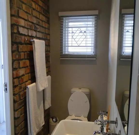 Majatalo Our Nest Guest House