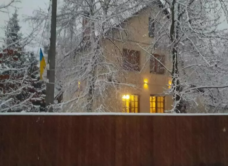 Retkeilymaja Slavyanskiy Club