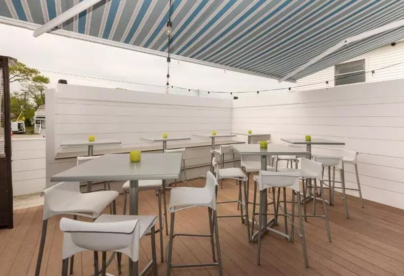 Retkeilymaja Stones Throw