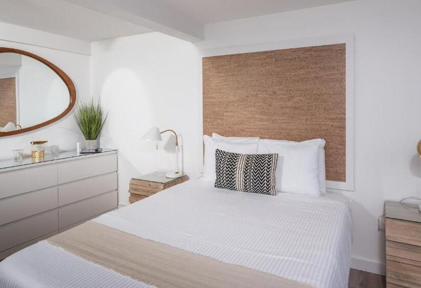 הוסטל Stones Throw