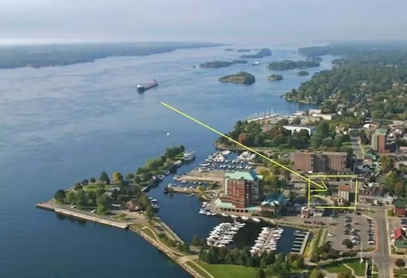 Auberge Noble Waterfront Suites