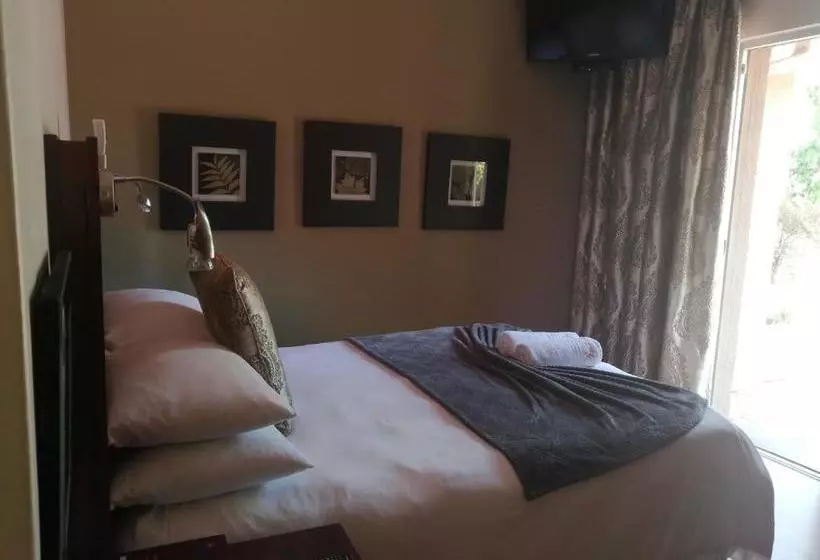 ペンション Aalwyns Guesthouse