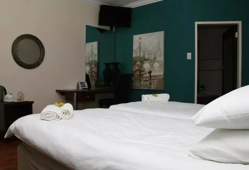 ペンション Aalwyns Guesthouse