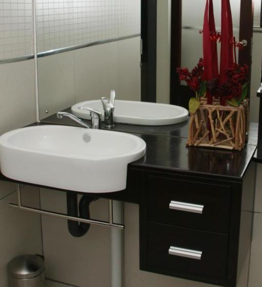 ペンション Aalwyns Guesthouse