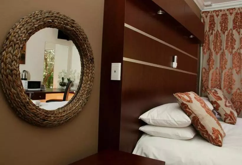 ペンション Aalwyns Guesthouse