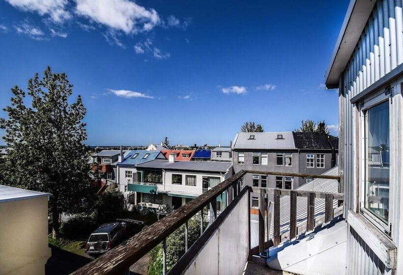 پانسیون Guesthouse Andrea