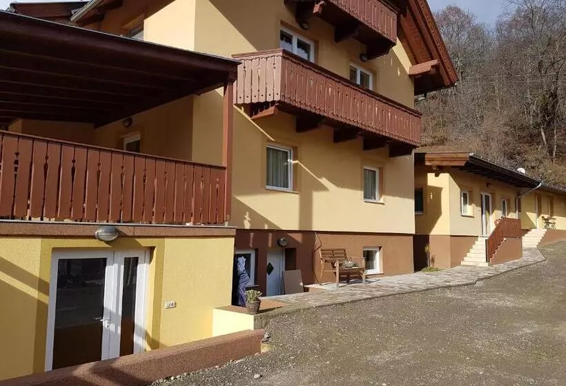 Majatalo Haus Alpenblick Mölltal