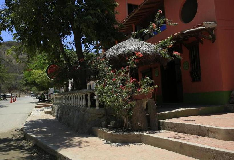 پانسیون Hostal Pelikan Taganga
