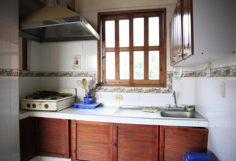 پانسیون Hostal Pelikan Taganga