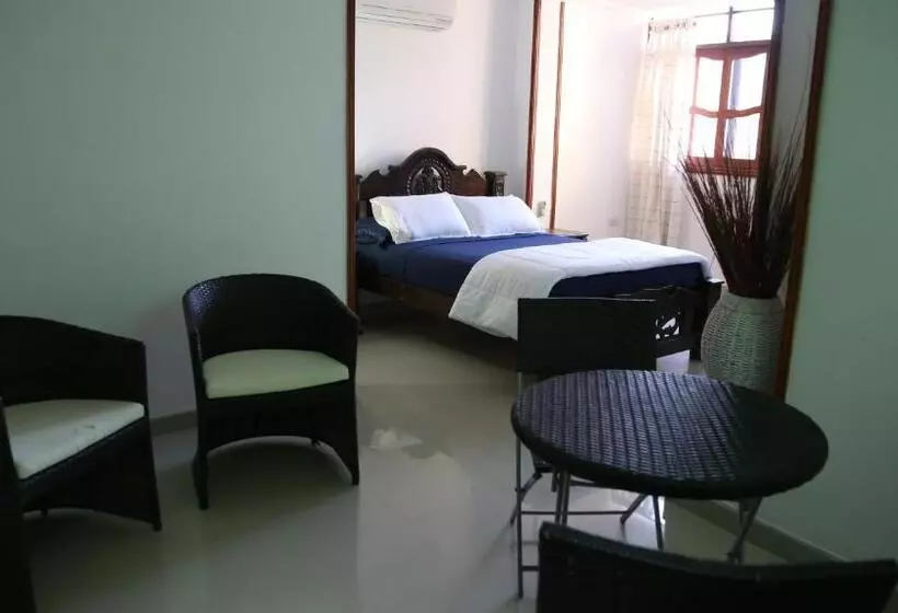 ペンション Hostal Pelikan Taganga