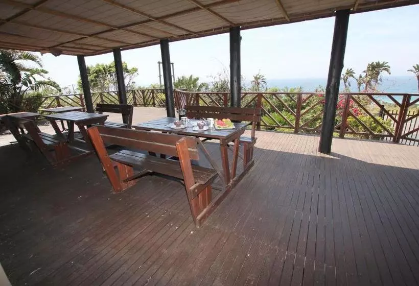 ペンション Khaya La Manzi Guest Lodge
