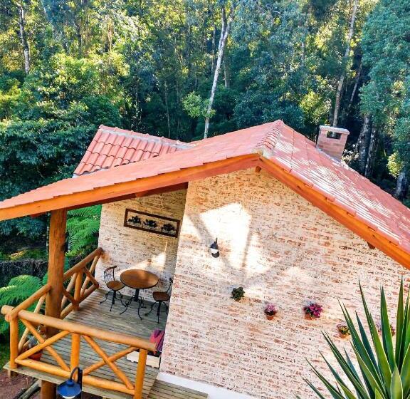 بنسيون Nas Nuvens Hospedaria