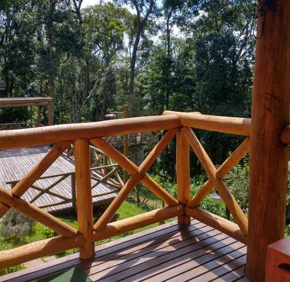 بنسيون Nas Nuvens Hospedaria