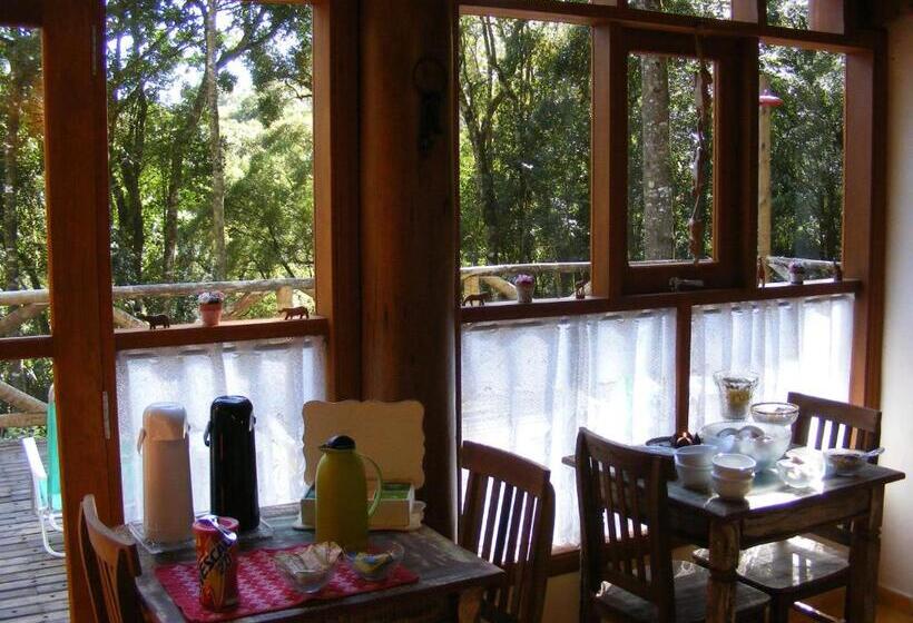 بنسيون Nas Nuvens Hospedaria