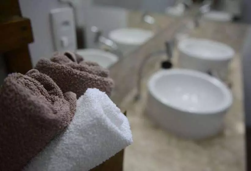 ペンション Oasis Tajaja Pousada