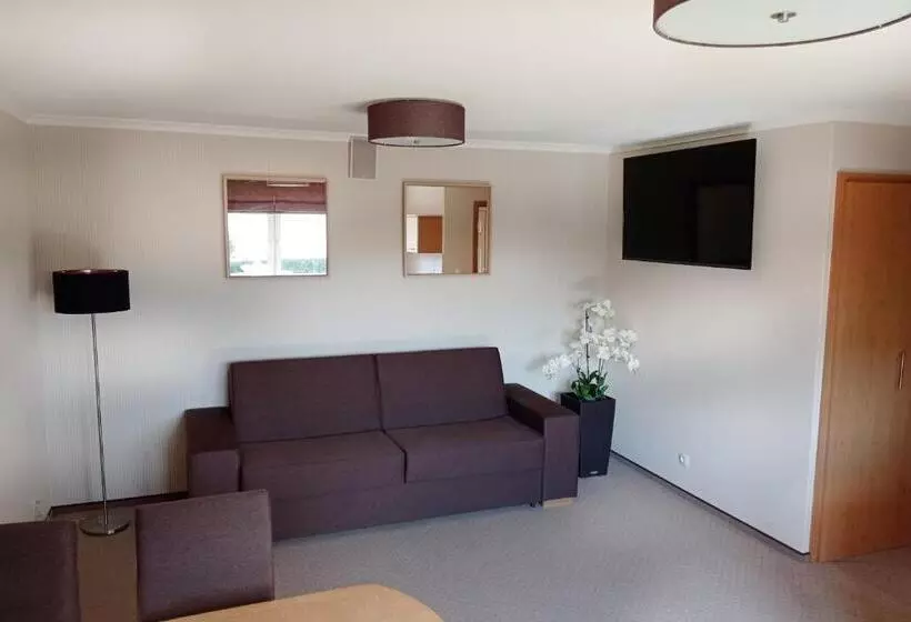 ペンション Penzion Excellent