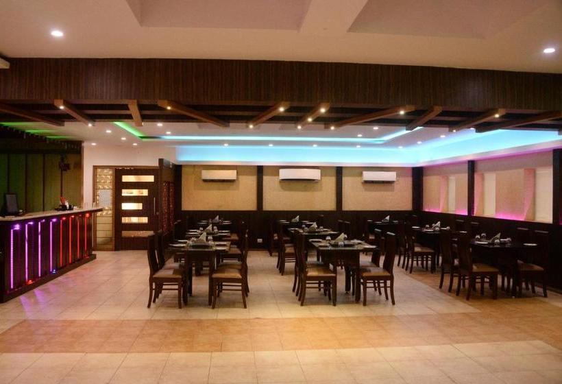 Pensão Vasco Residency