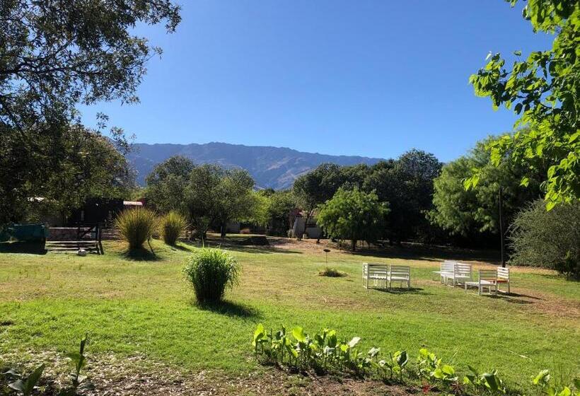 Pueblo Santo, Cabañas & Suites