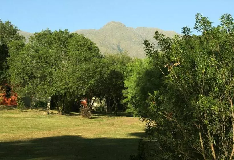 Pueblo Santo, Cabañas & Suites