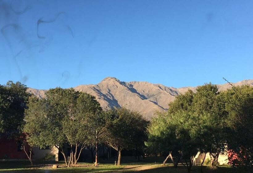 Pueblo Santo, Cabañas & Suites