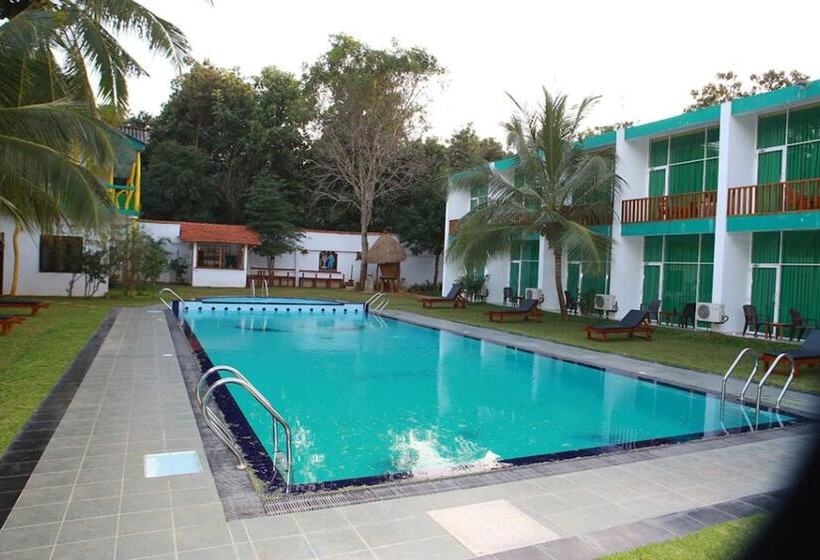 Acme Grand Hotel Habarana