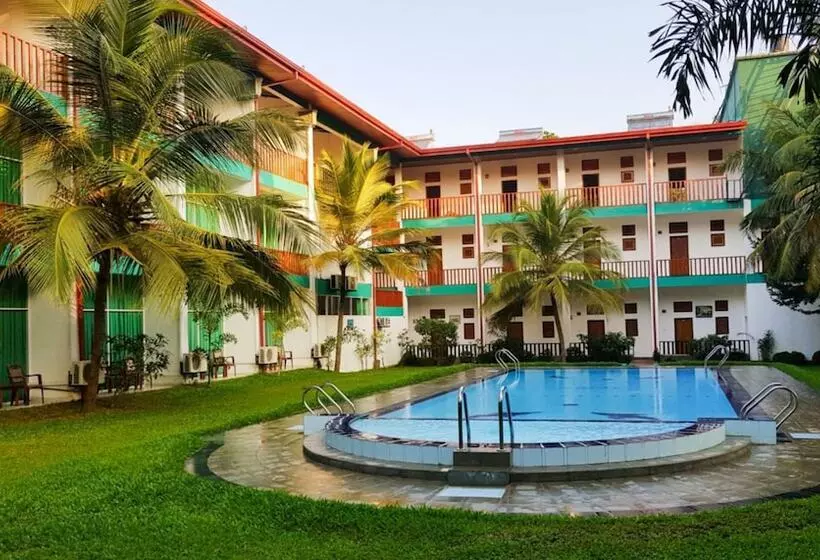 Acme Grand Hotel Habarana