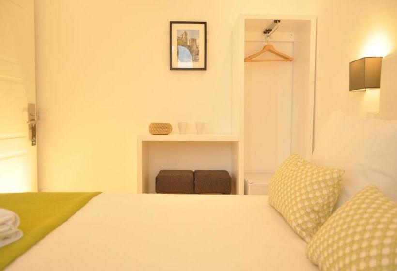 בית מלון כפרי Mystay Porto Batalha