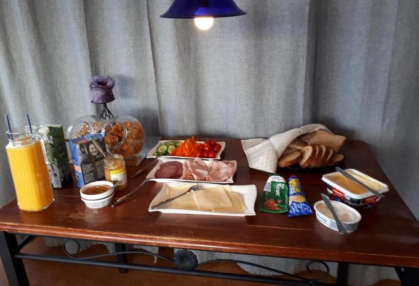 Pensione Dessans Café & Logi