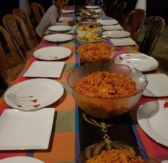 פנסיון Guest House Basilea