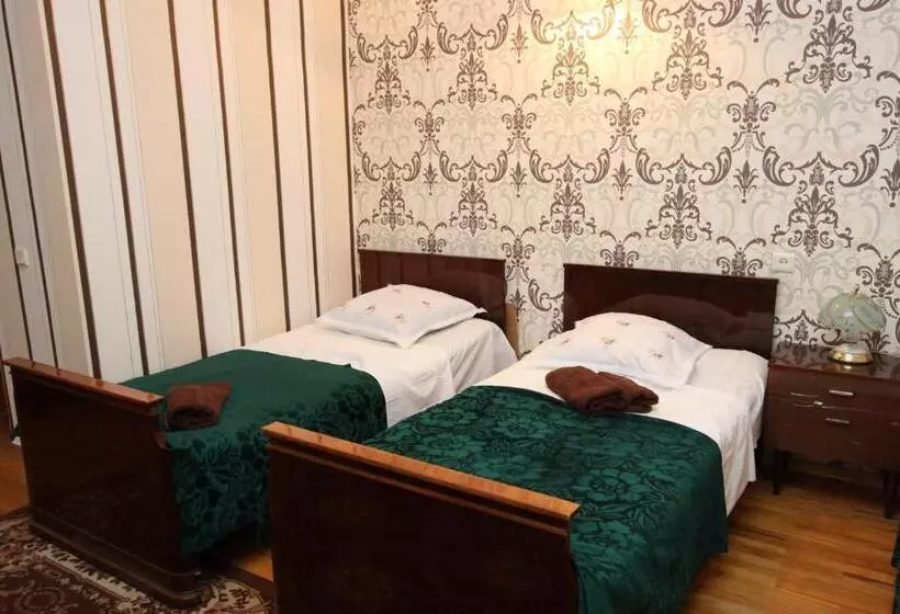 پانسیون Guesthouse Goliati