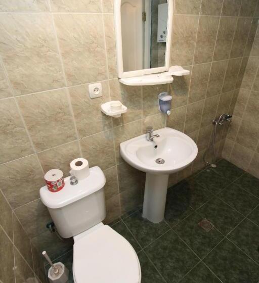 بنسيون Guesthouse Goliati