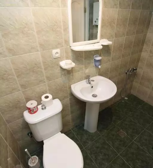 پانسیون Guesthouse Goliati