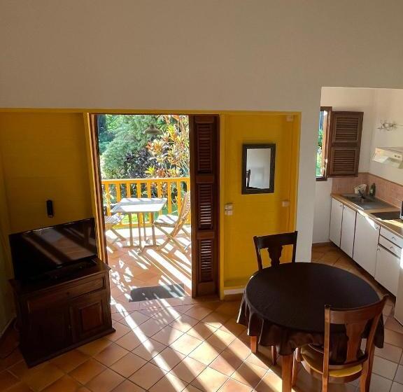 پانسیون Les Cycas