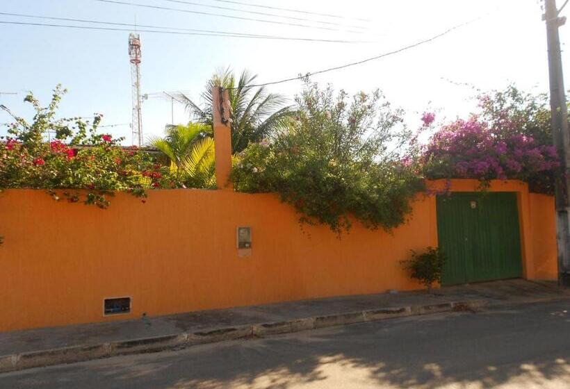 بنسيون Pousada Peregrino