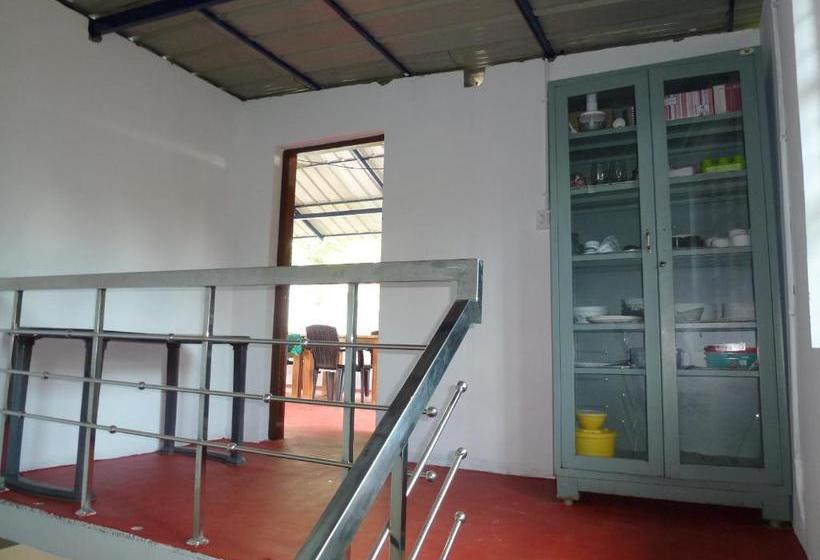 بنسيون Southcanal Holidays