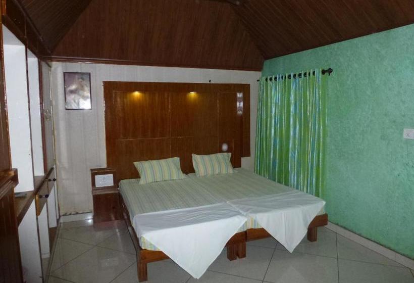 بنسيون Southcanal Holidays