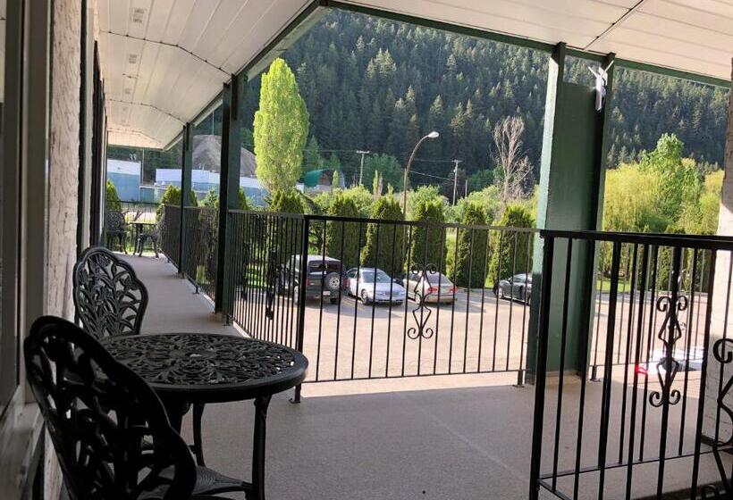 Retkeilymaja Chase Country Inn