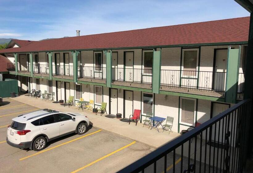 Retkeilymaja Chase Country Inn