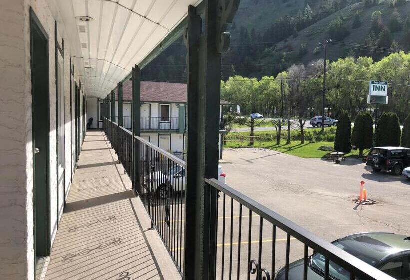 Retkeilymaja Chase Country Inn