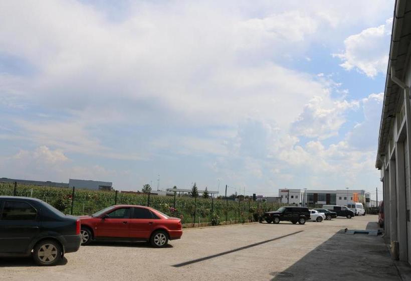 هاستل Hanu Lui Gica Spa