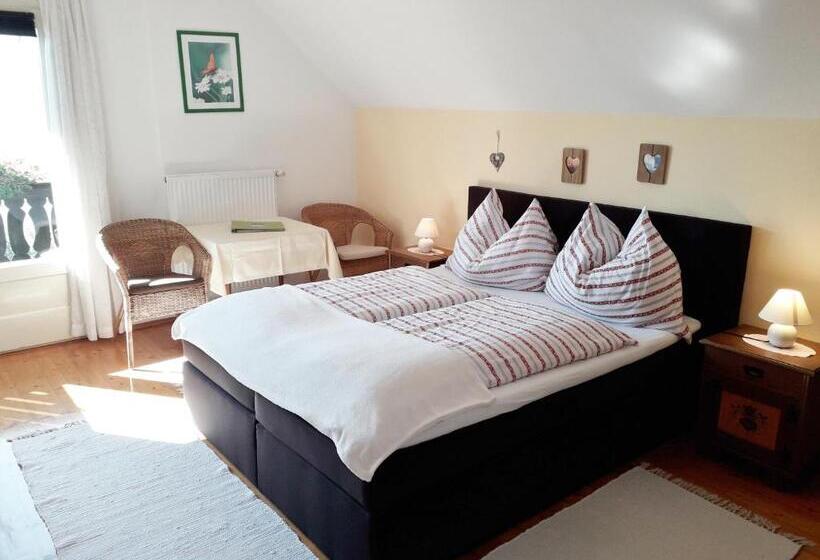 فندق Bergbauernhof Stauder   Hirschbergalpakas